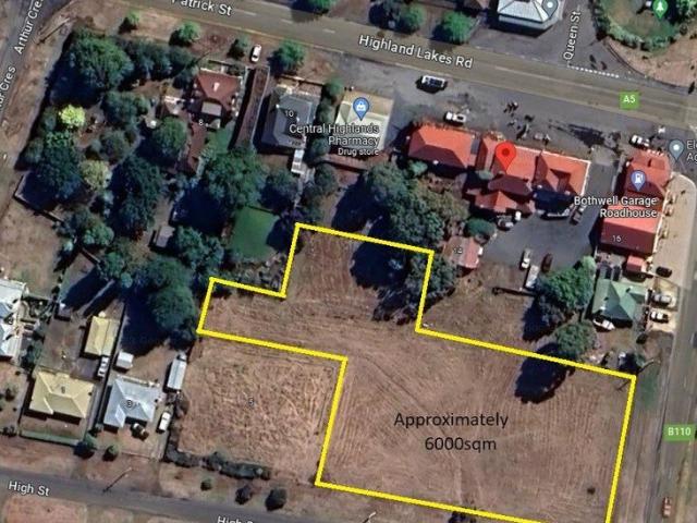LARGE VACANT ALLOTMENT WITH SUB DIVISION POTENTIAL STCA
