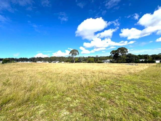 LARGE VACANT RESIDENTIAL LAND IN CABARLAH