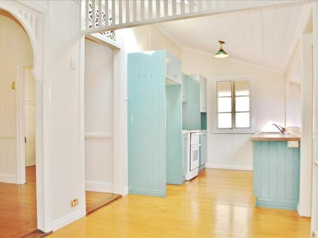 Large and Beautifully Presented Queenslander on a Spacious Block