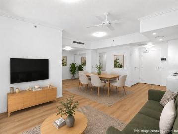 Large and Freshly Updated Apartment with Flexible Floorplan in the Heart of Hamilton Harbour