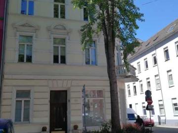 Large apartment in an old building near the centre, Krefeld Amsterdam Apartments for Rent