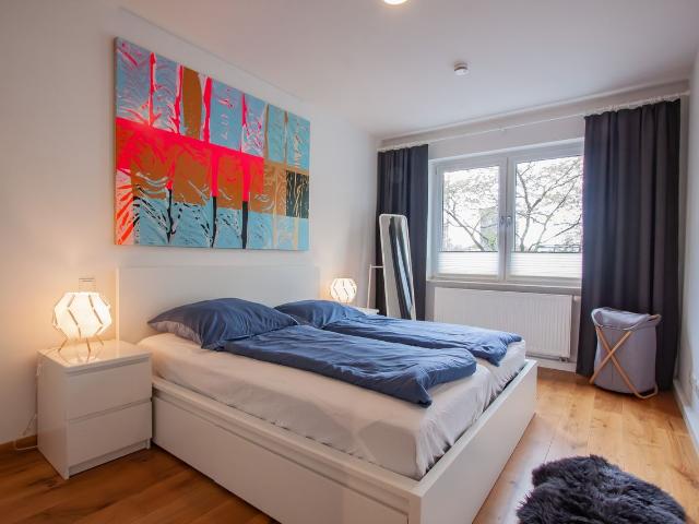 Large apartment in the beautiful district of Pempelfort*, Dusseldorf Amsterdam Apartments for Rent