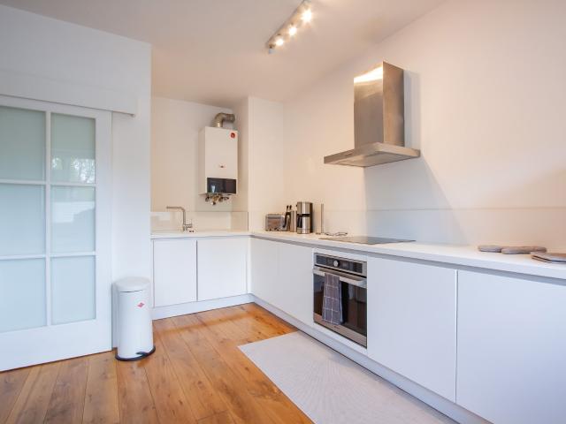 Large apartment in the beautiful district of Pempelfort