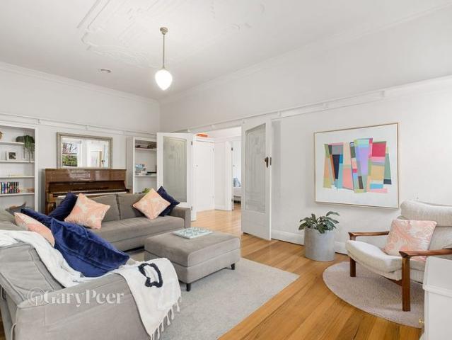 Large Art Deco Family Home