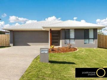 Large Back yard Perfect Family Living! 4 Bed, 2 Bath, 2 Car Garage