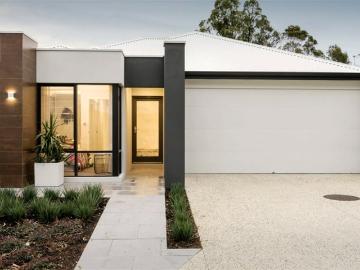 LARGE BLOCK 3 Bedroom First Home Buyer Home in Ravensood Fixed Price Contract