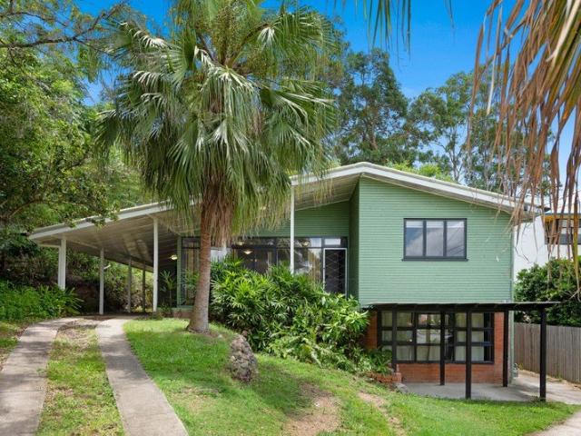 Large Block with Dual Living Potential