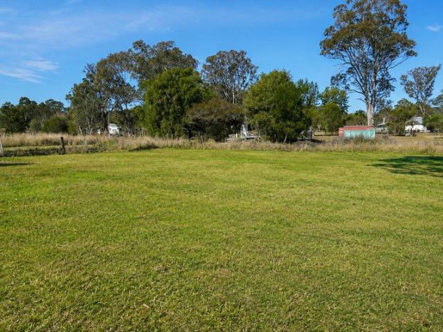 LARGE BLOCK WITH RURAL VIEWS