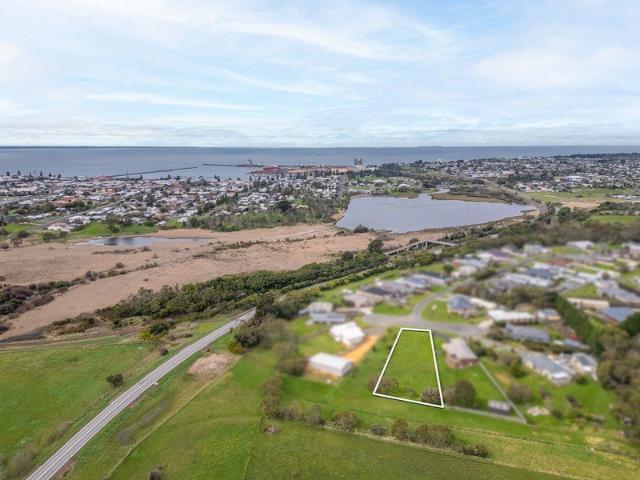 Large Block In Desirable Setting