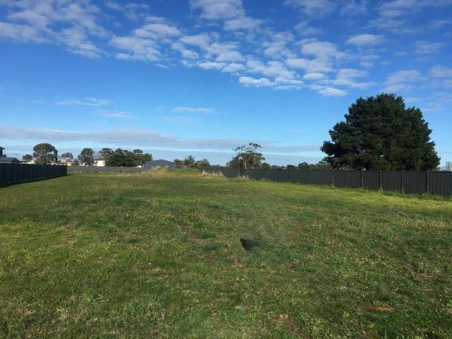 Large Block of Land in Picturesque Heywood
