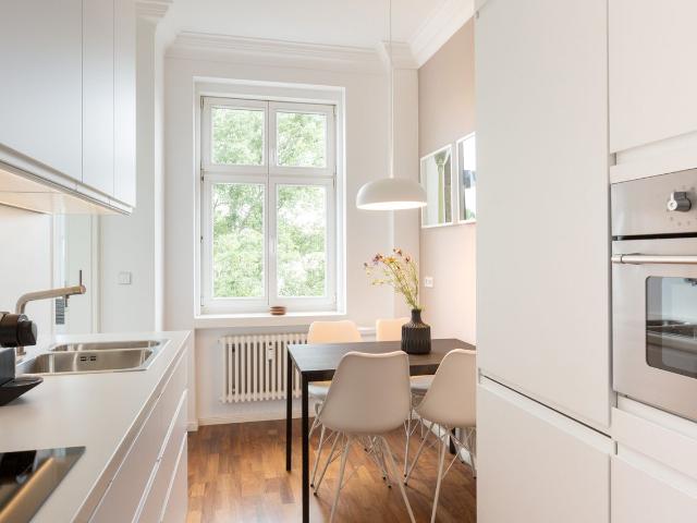 Large, bright and exclusive 4 room apartment centrally located in Friedrichshain, Berlin Amsterdam Apartments for Rent