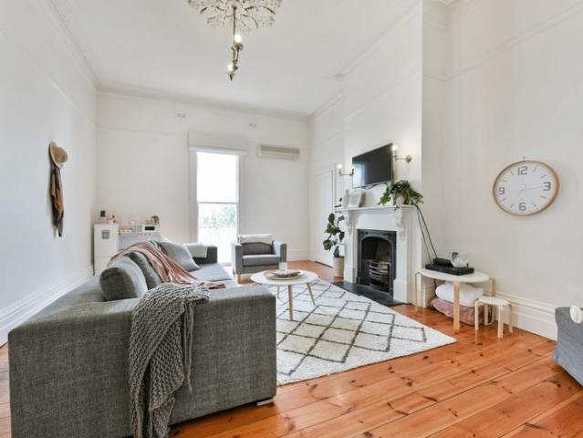 Large Character Family Home Set In The College Precinct Includes An Inground Pool