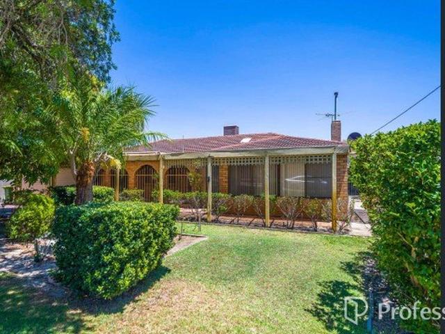 Large Character Home close to the Airport