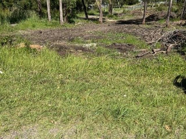 Large Cleared Corner Block