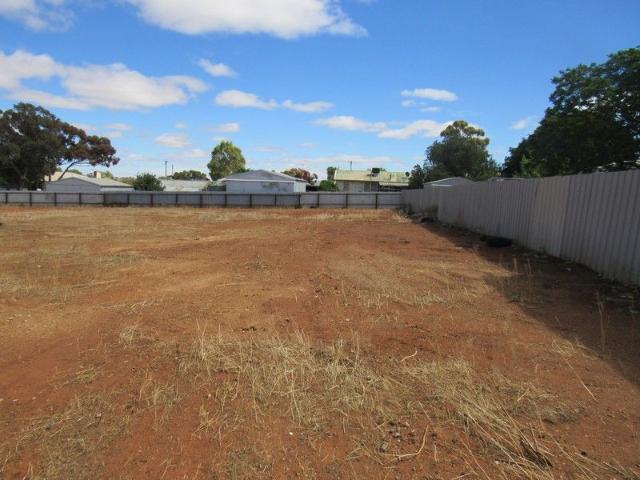Large Double Allotment of $1,812m2 on 2 Titles