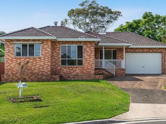 Large double brick family home in convenient location