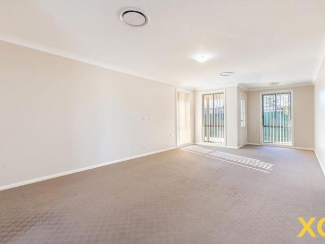 LARGE DUPLEX IN QUIET LOCATION