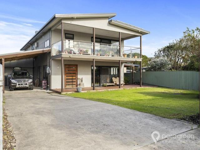 LARGE FAMILY ENTERTAINER IN SANDY