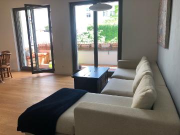 Large family friendly flat in Prenzlauer Berg/ Private street/Like new