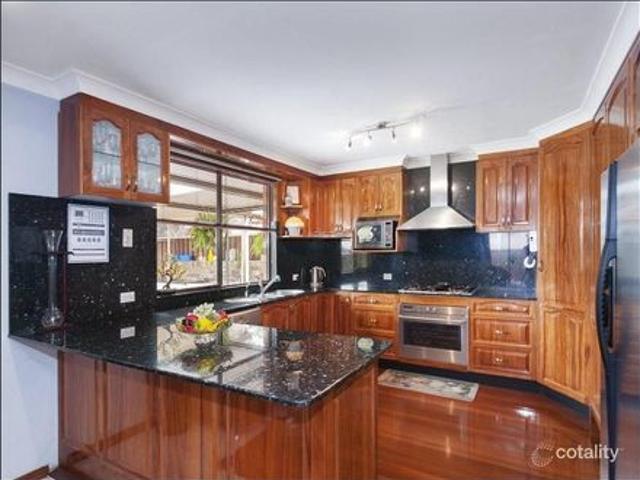 Large Family House Green Valley