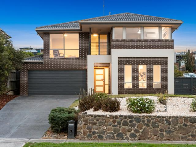 LARGE FAMILY HOME