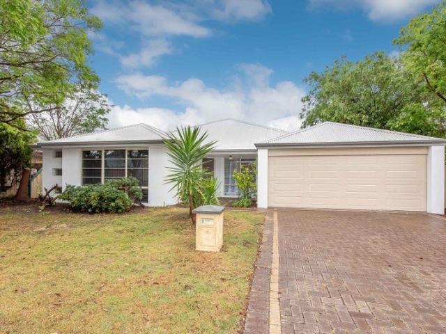 LARGE FAMILY HOME!