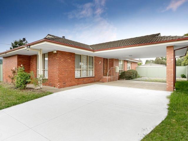 LARGE FAMILY HOME