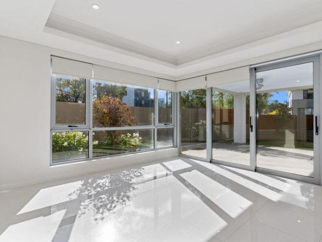 LARGE FAMILY HOME