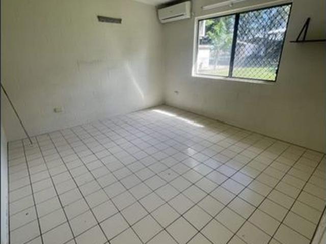 LARGE FAMILY HOME