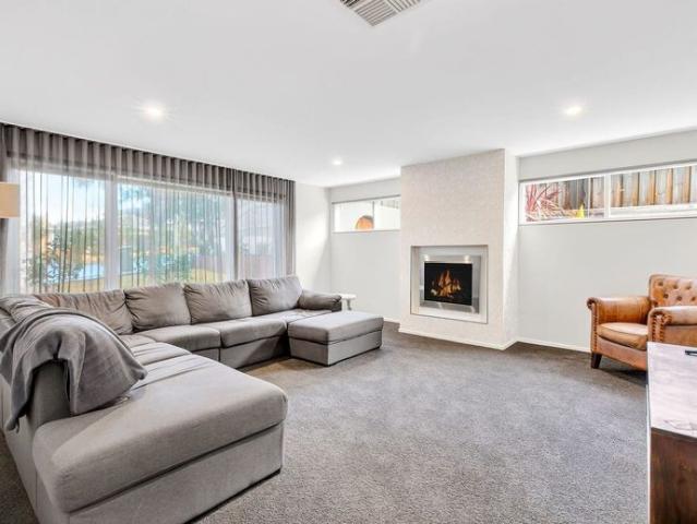 Large family home!