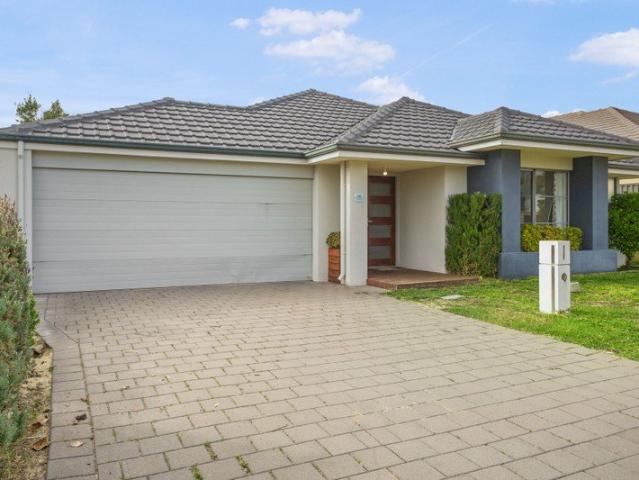 Large Family Home with Multiple Living Areas, A/C & Great Location!
