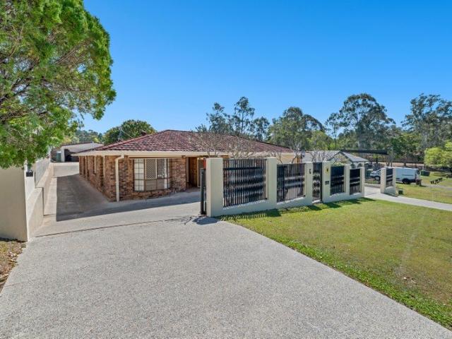 Large Family Home With a Large 9x9m Shed & Dual Laneway Access