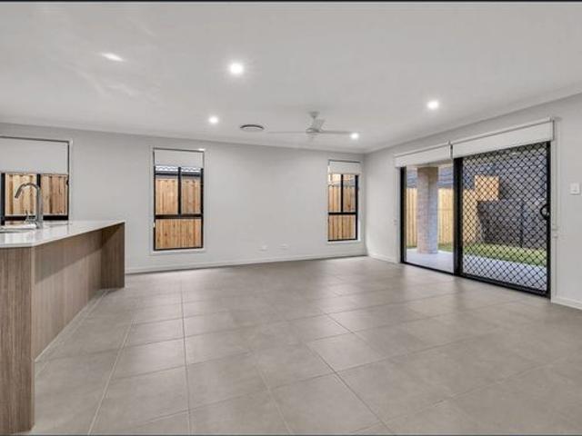 Large Family Home, with Ducted AC