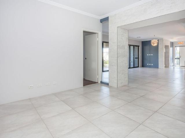 Large Family Home with Garden Maintenance Included