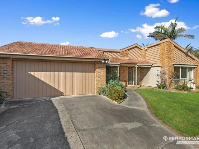 Large Family Home with Parkside Convenience