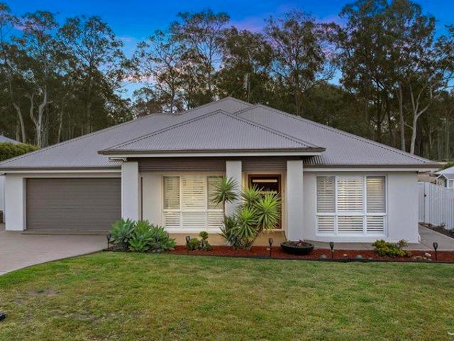 Large Family Home with Pool, Shed & Dual Side Access on 1,604m²