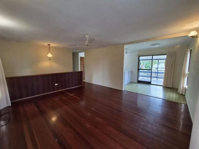 Large family Home with Rhumpus room