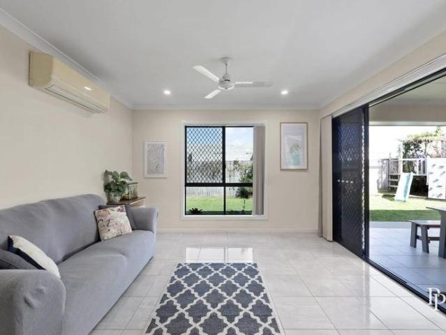 Large Family Home with Shed