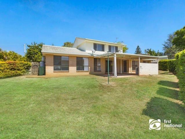 LARGE FAMILY HOME WITH SHED AND DOUBLE CARPORT. NB: RENT TO INCREASE TO $950 PW TWO MONTHS AFTER LEASE COMMENCES