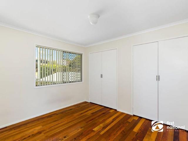 LARGE FAMILY HOME WITH SHED AND DOUBLE CARPORT. NB: RENT TO INCREASE TO $950 PW TWO MONTHS AFTER LEASE COMMENCES