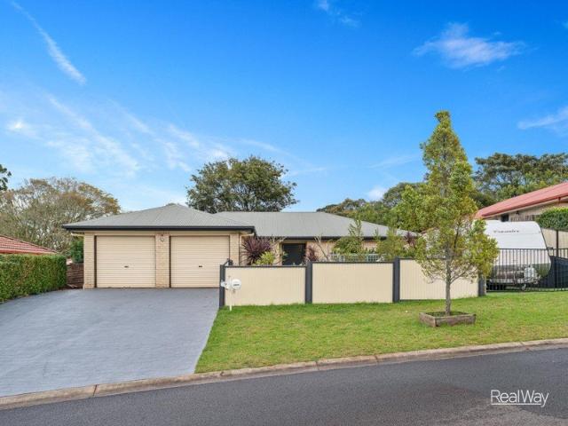 Large Family Home with Spacious Outdoor Area