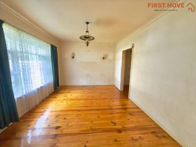 Large Family Home close to everything!