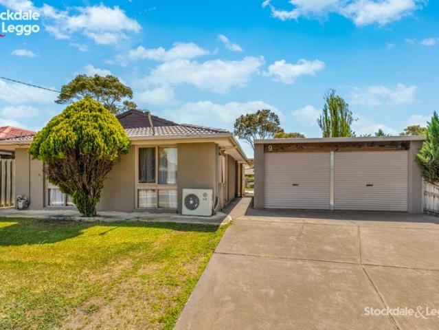 Large Family Home, Close To Local Attractions