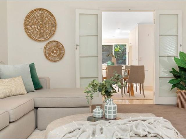 Large Family Home, Fantastic Location, Private