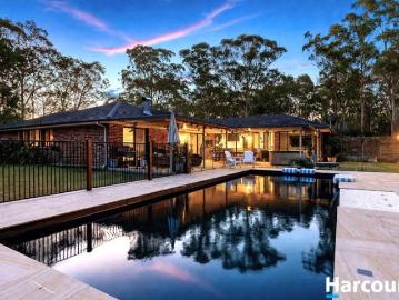 Wallalong, Maitland, New South Wales - Equipped kitchen