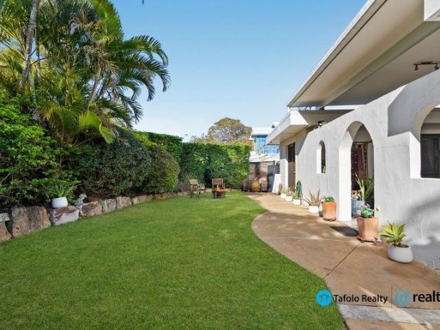 Large Family Home In The Heart Of Camp Hill!