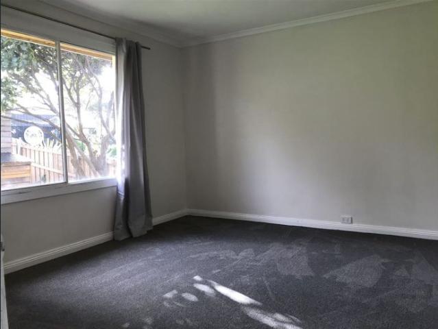 Large family home in a convenient location!