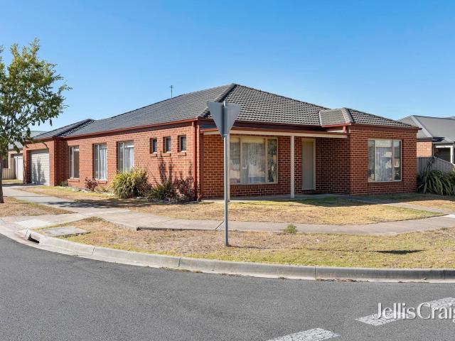 Large Family Home in Delacombe