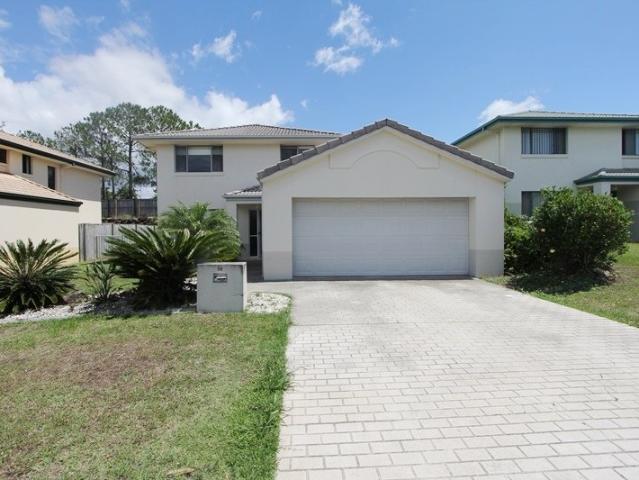 Large Family Home in Quiet Neighbourhood
