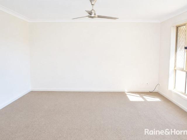 Large Family home in Quiet Street
